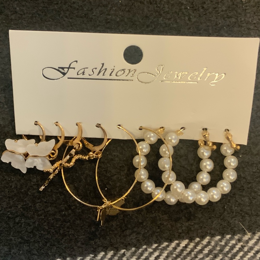 Gold and Pearl Hoop Earring Set of 5 Earrings